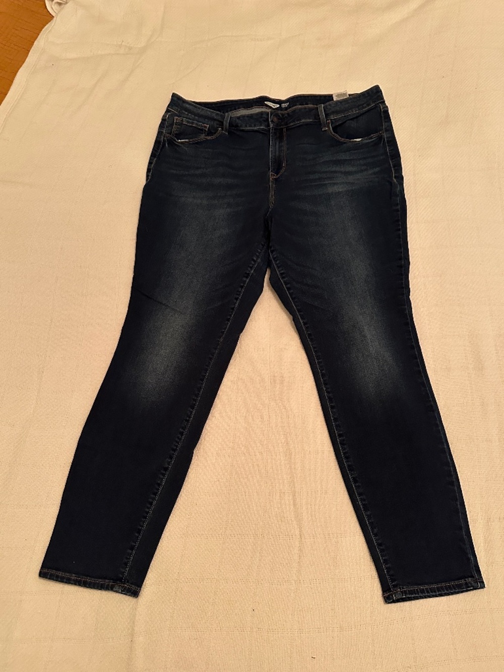 Women's Old Navy Rockstar Super Skinny High Rise jeans: size 16 petite
